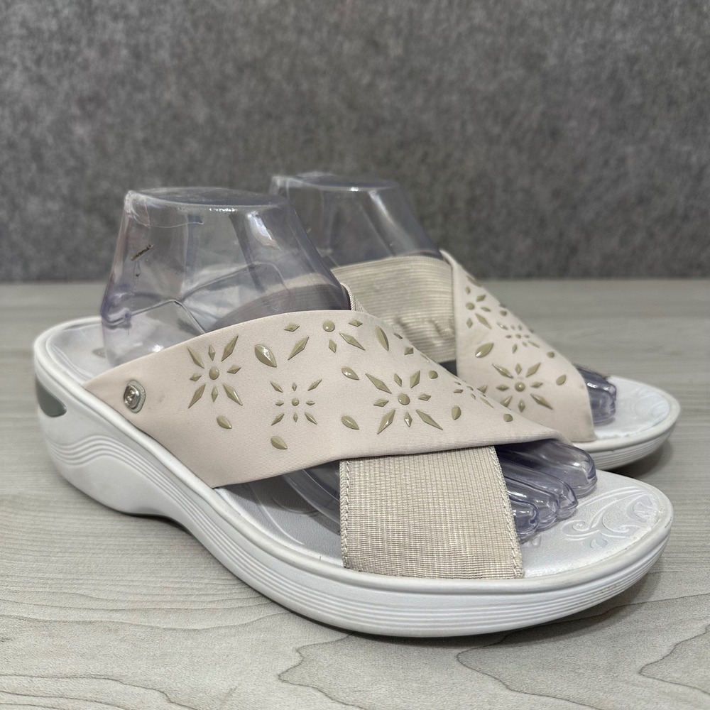 BZees‎ Desire Slide Wedge Sandals Womens 11 Beige Laser Crisscross Stretch